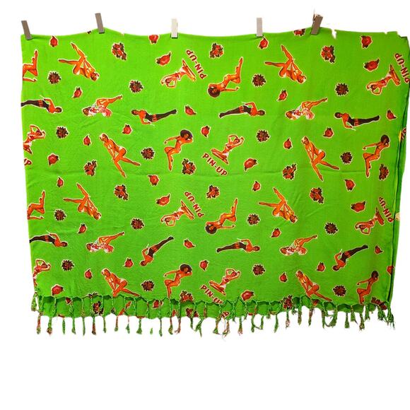 Pin Up Girl Print Coquette Wrap/Scarf Multi Color Art To Wear Model Strike Pose - Picture 2 of 10